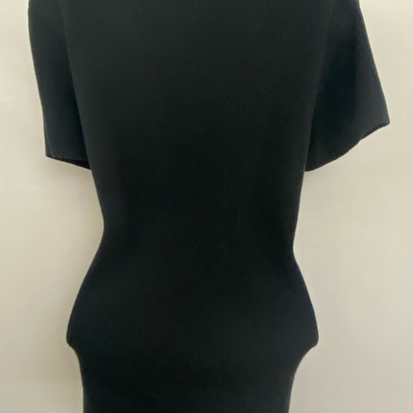 ⭐3/$21 XL Ribbed stretchy sweater [Faded Glory] black short-sleeved V-neck - Picture 6 of 14